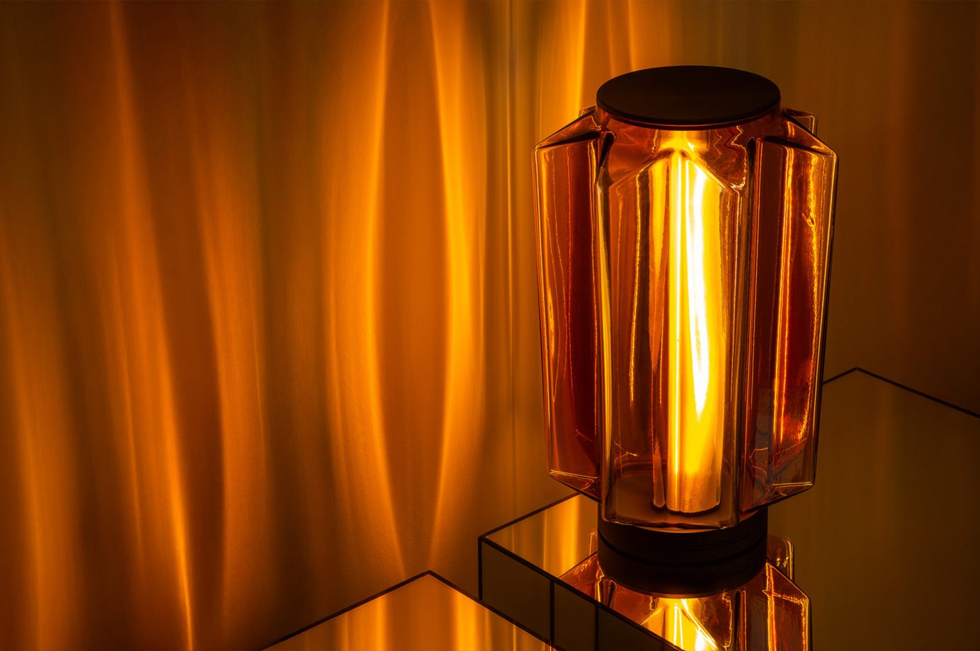 Carlo Colombo Auralia table lamp for Artemide
